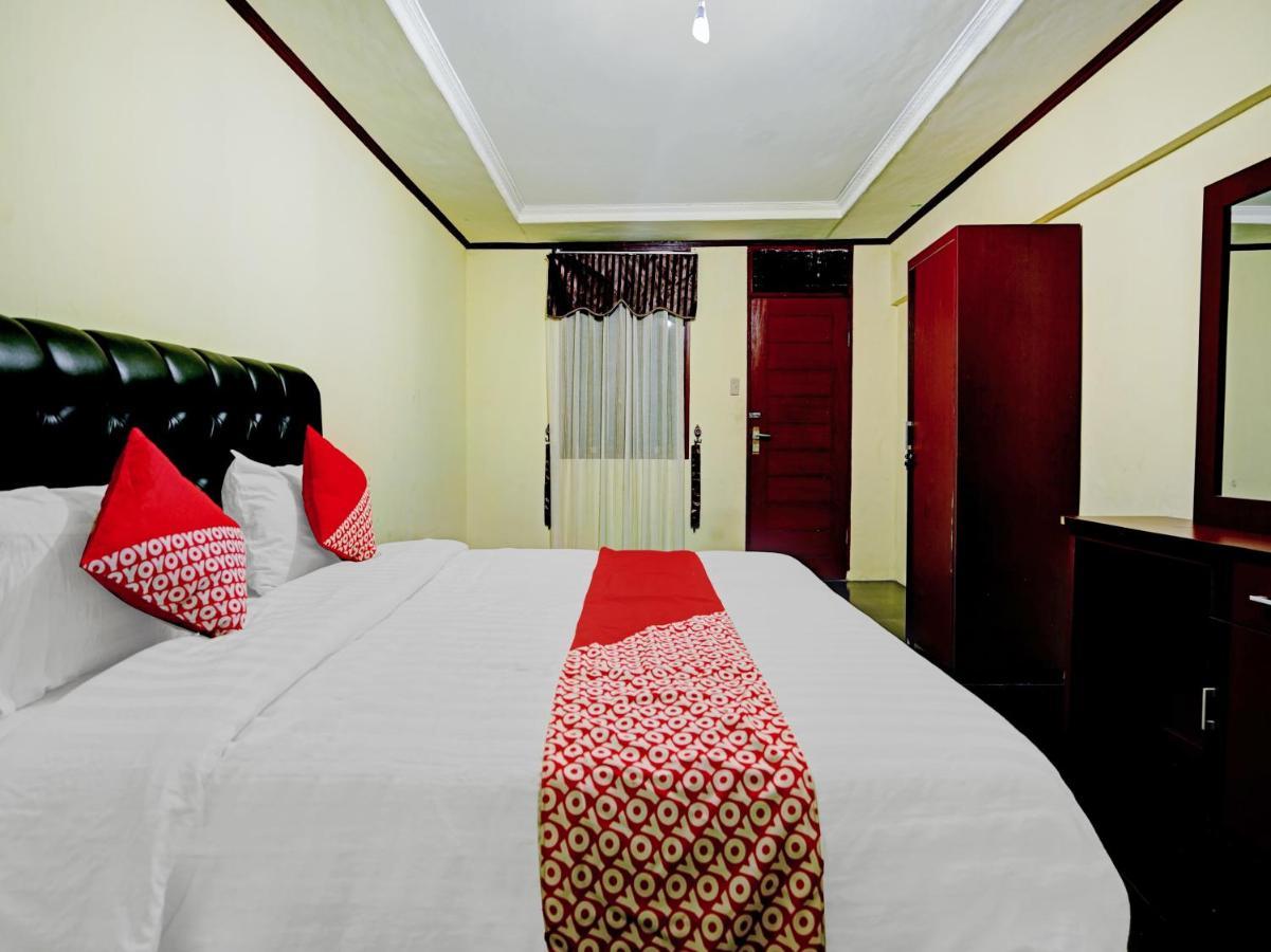 Oyo 90331 Hotel Toba Shanda ปาราปัต ภายนอก รูปภาพ