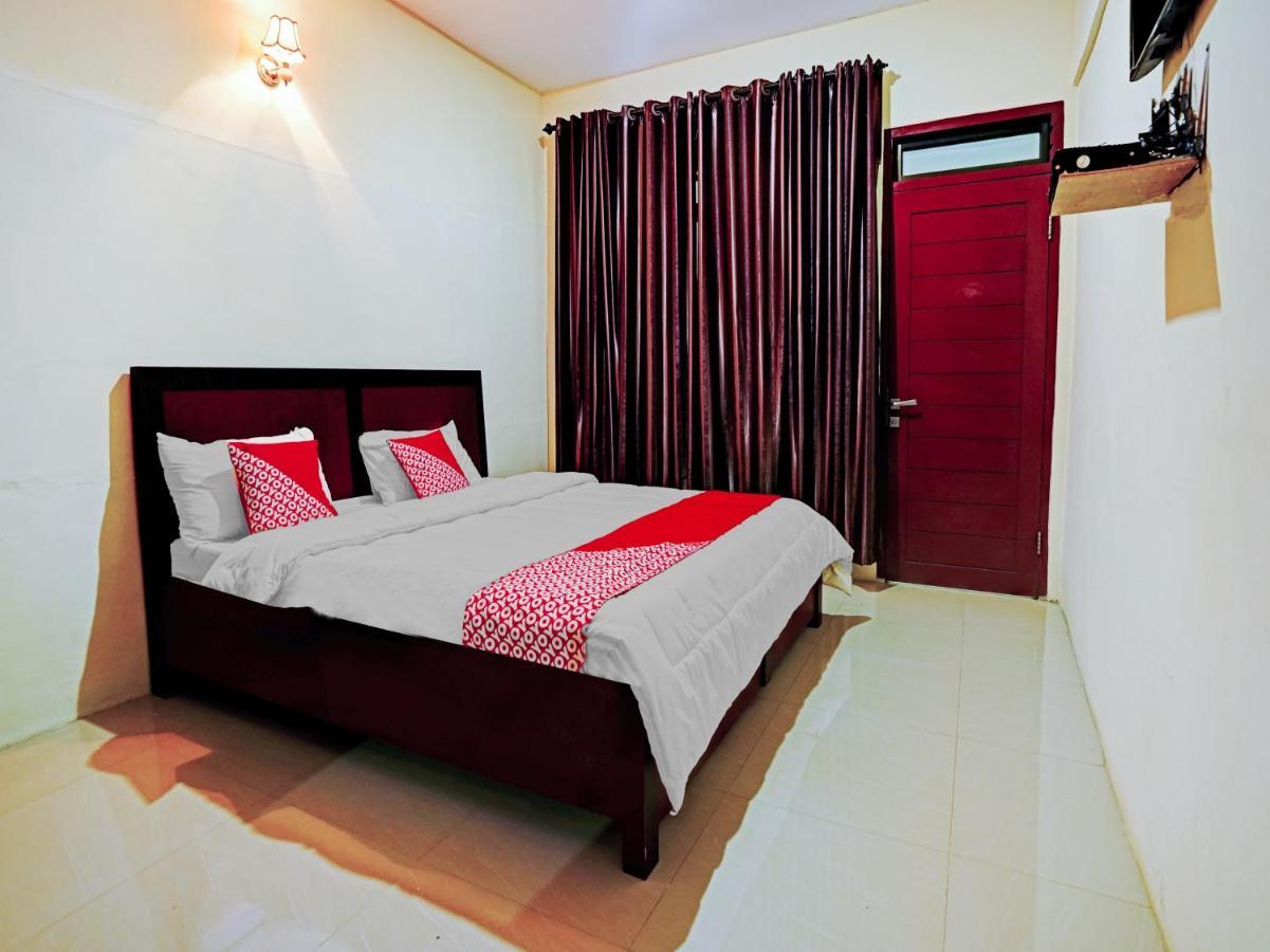 Oyo 90331 Hotel Toba Shanda ปาราปัต ภายนอก รูปภาพ