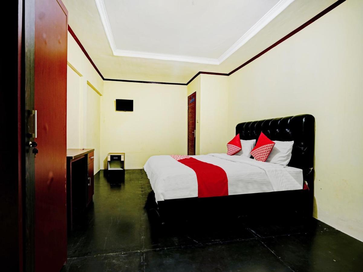Oyo 90331 Hotel Toba Shanda ปาราปัต ภายนอก รูปภาพ