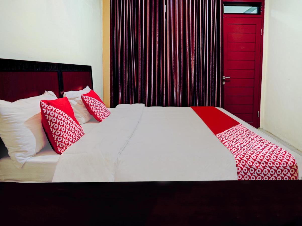 Oyo 90331 Hotel Toba Shanda ปาราปัต ภายนอก รูปภาพ