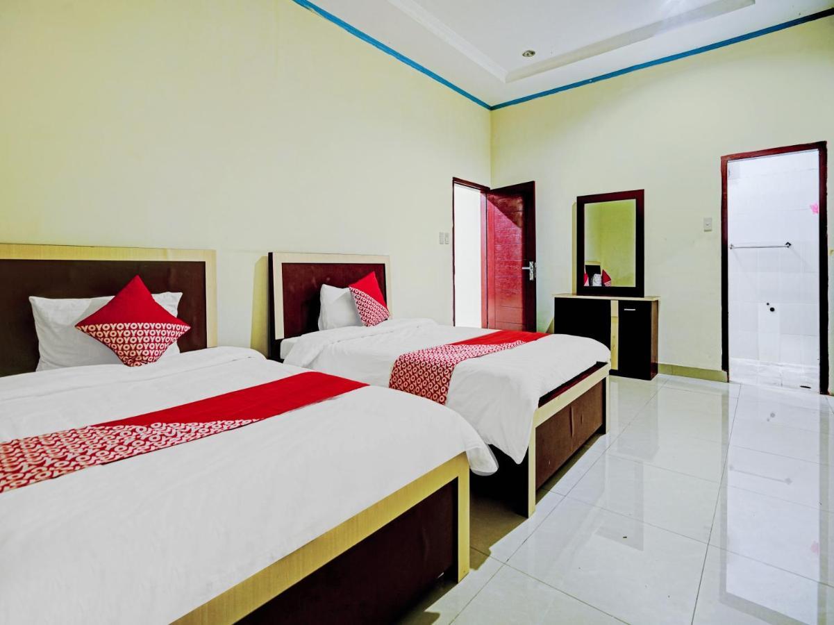 Oyo 90331 Hotel Toba Shanda ปาราปัต ภายนอก รูปภาพ