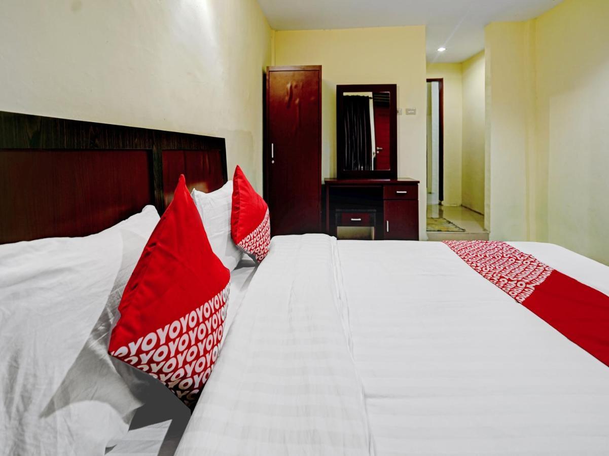 Oyo 90331 Hotel Toba Shanda ปาราปัต ภายนอก รูปภาพ