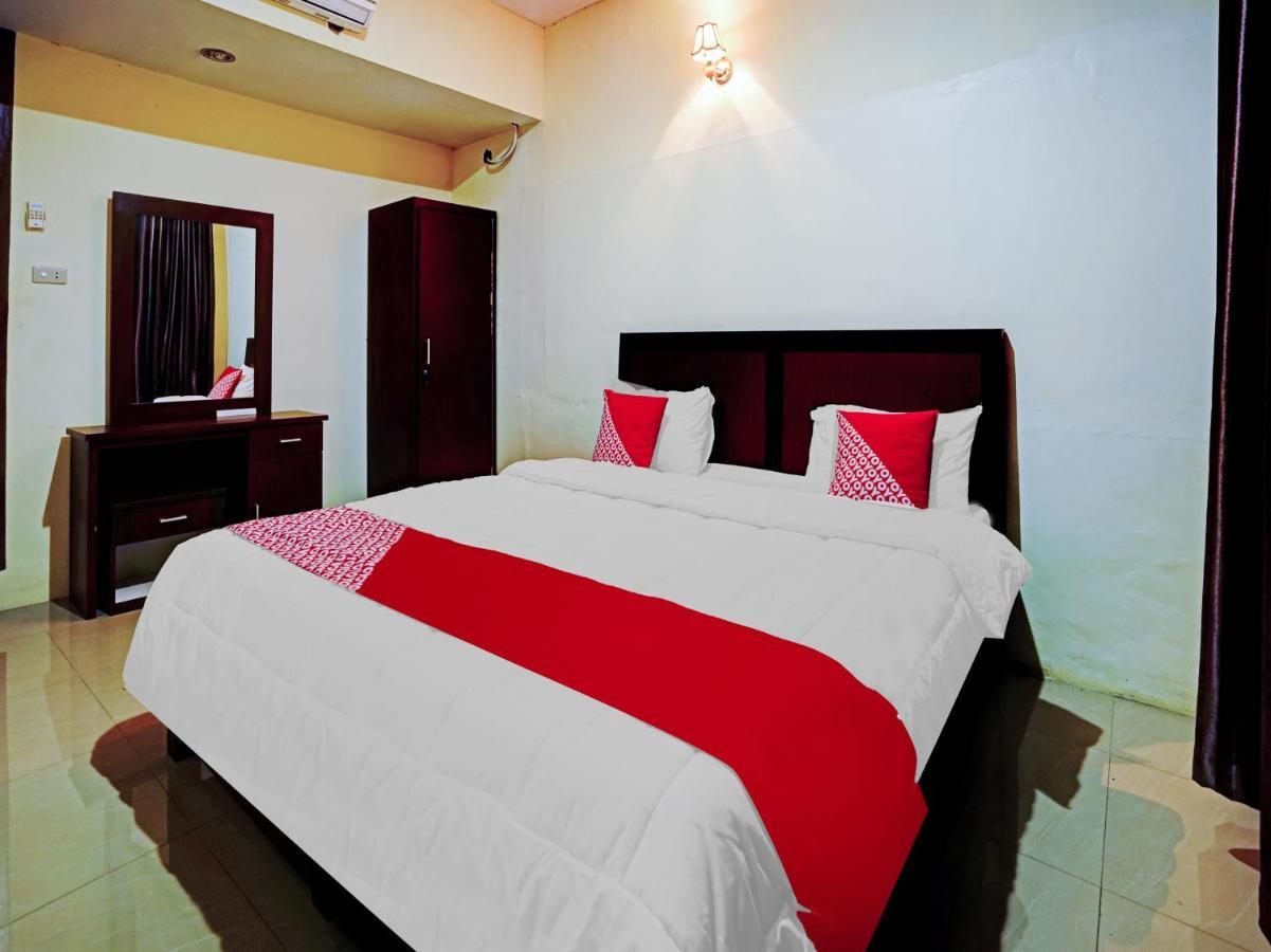 Oyo 90331 Hotel Toba Shanda ปาราปัต ภายนอก รูปภาพ