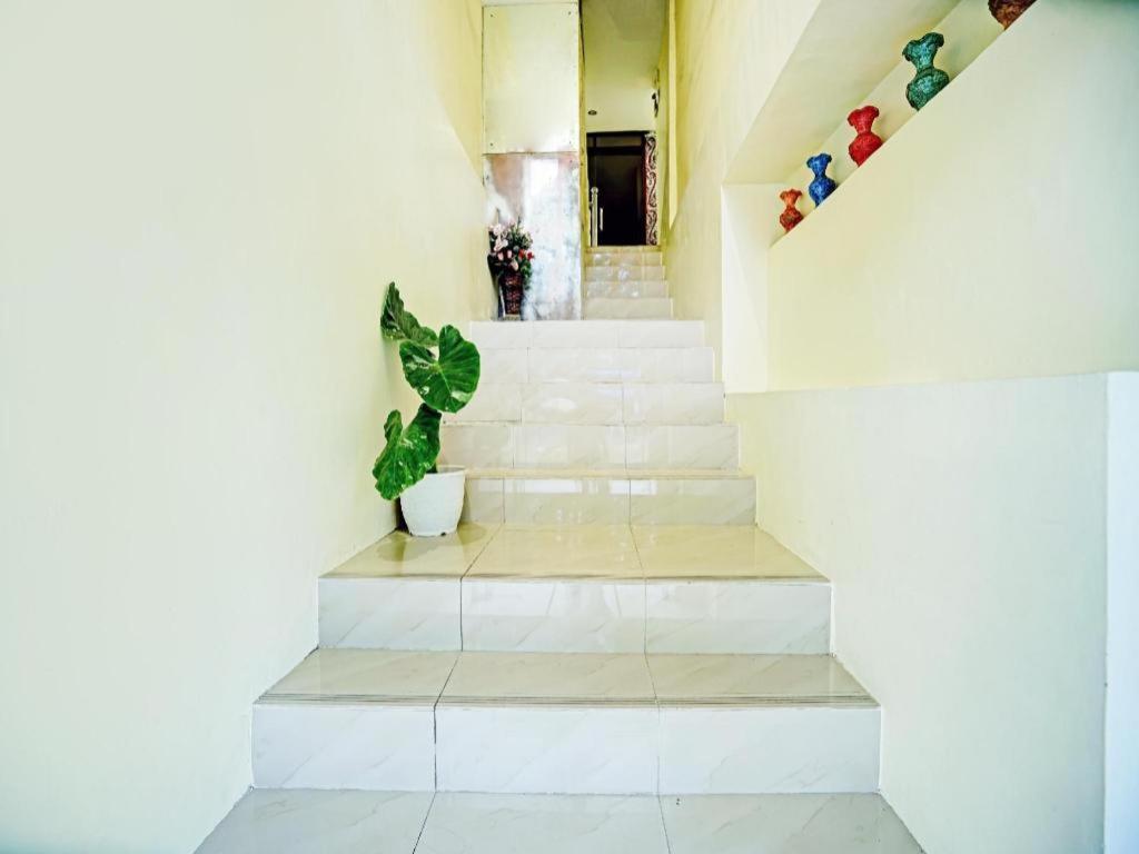 Oyo 90331 Hotel Toba Shanda ปาราปัต ภายนอก รูปภาพ