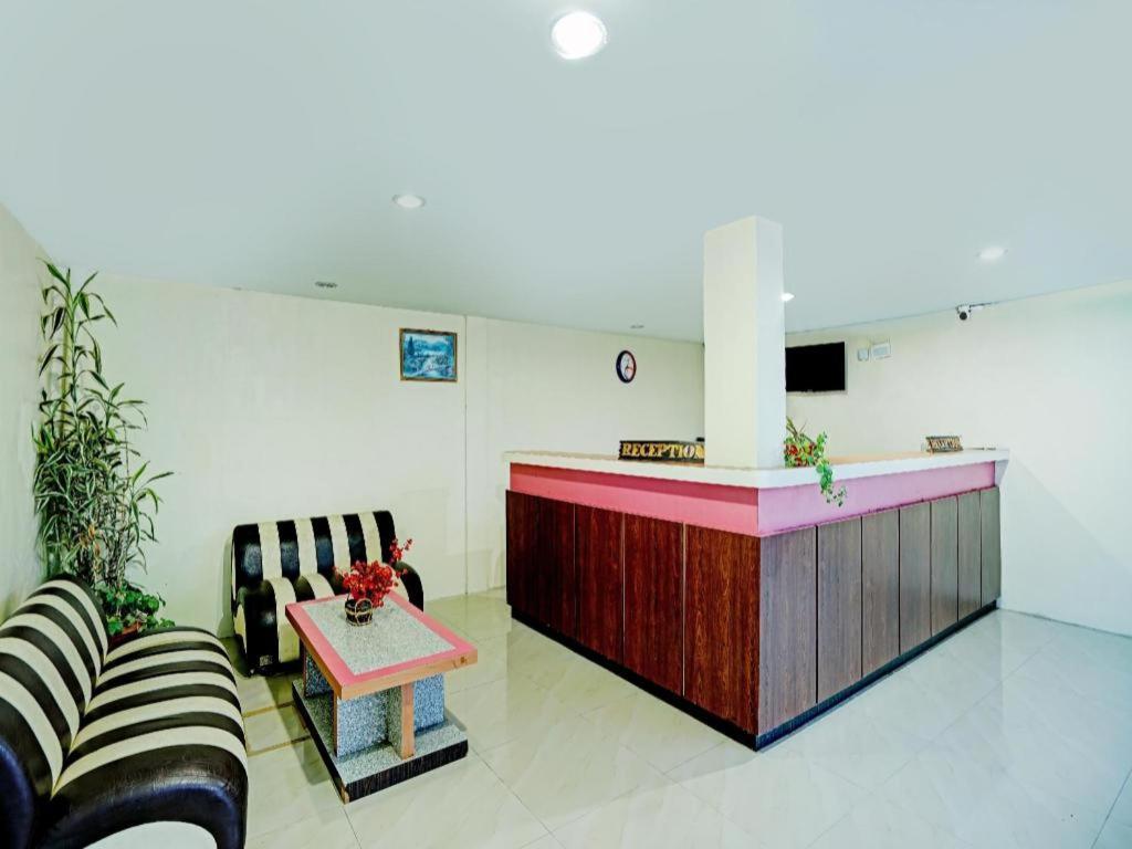 Oyo 90331 Hotel Toba Shanda ปาราปัต ภายนอก รูปภาพ
